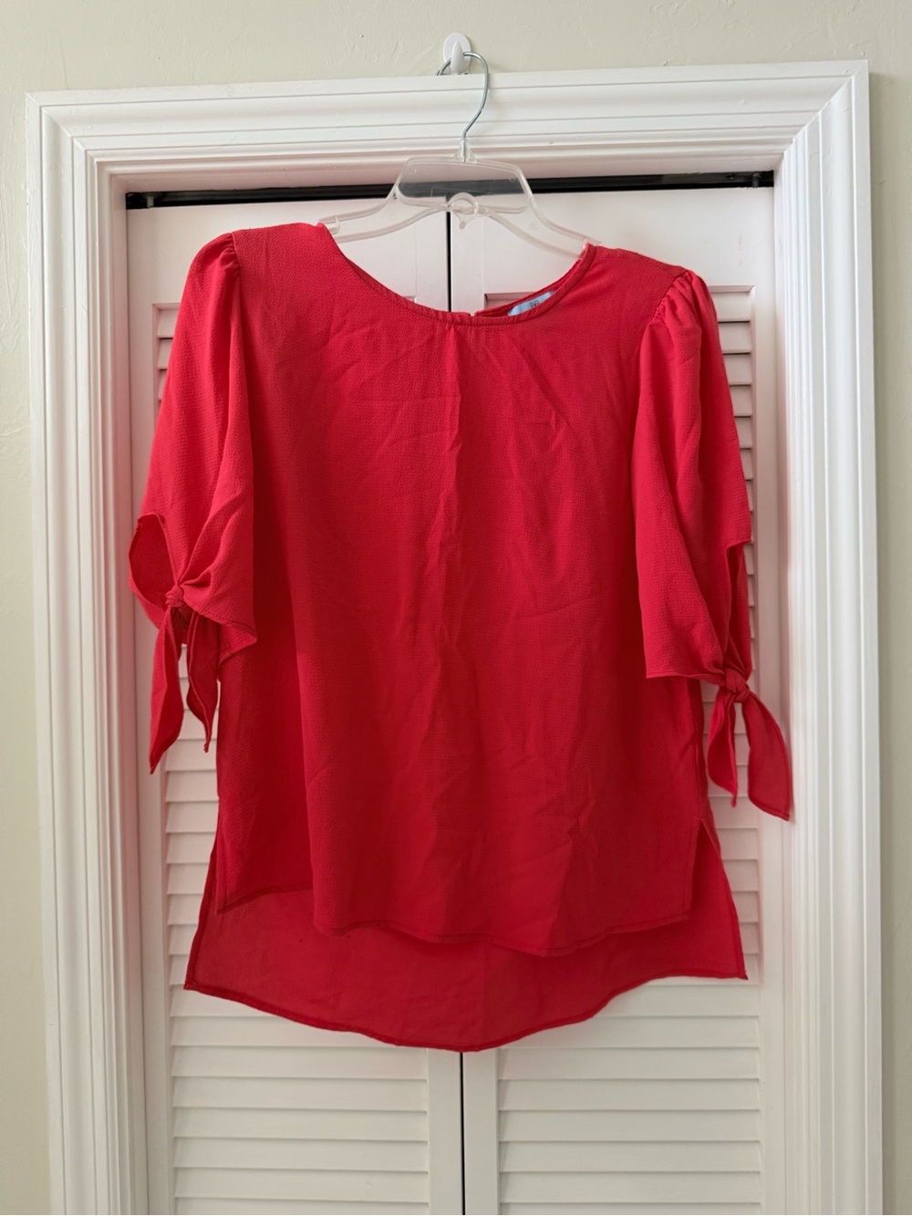 CeCe Red Tie-Sleeve Blouse